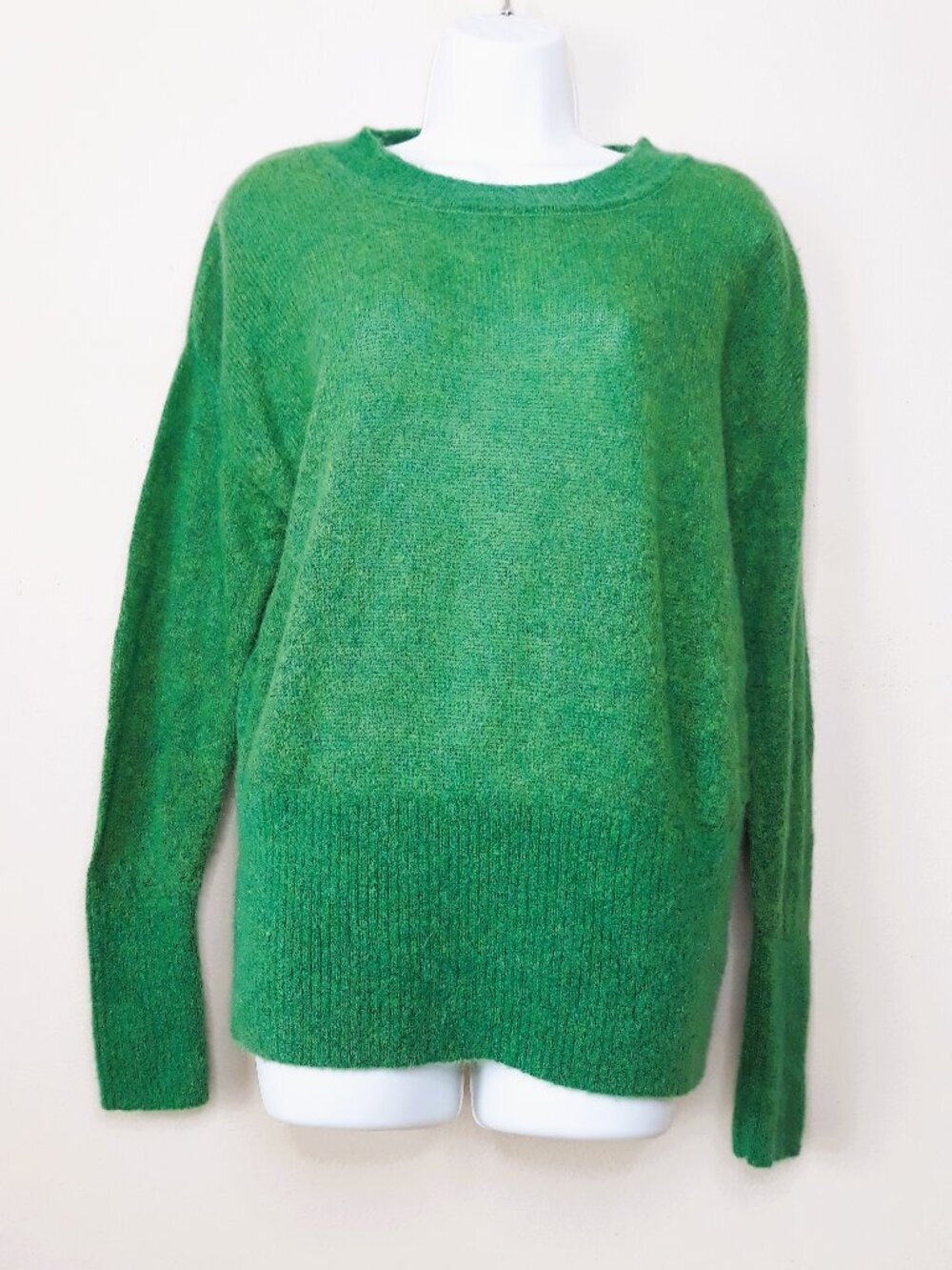 Banana Republic Alpaca Blend Crewneck Sweater Italian Yarn Drop Shoulders Small